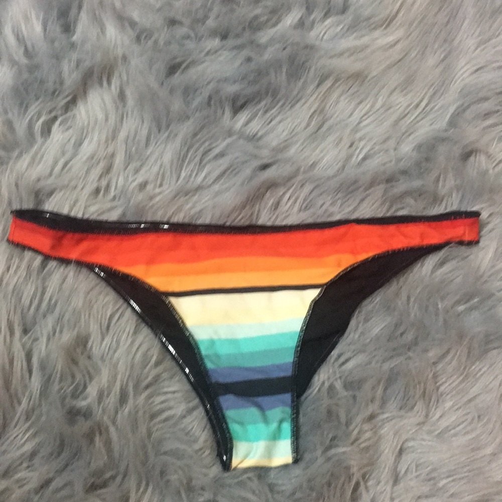 🌈🌈Rip Curl Bottoms!!